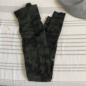 lululemon fast and free size 2 camo